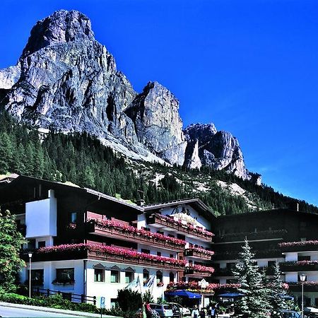 Hotel Miramonti Corvara Exterior photo