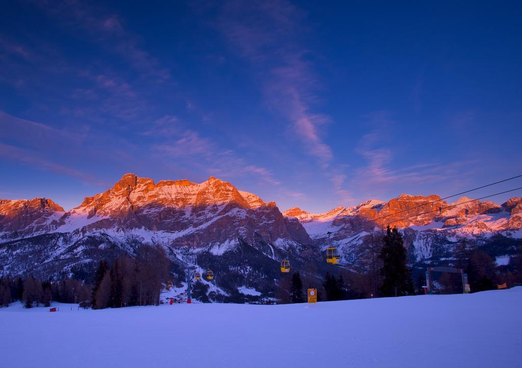 Hotel Miramonti Corvara Exterior photo