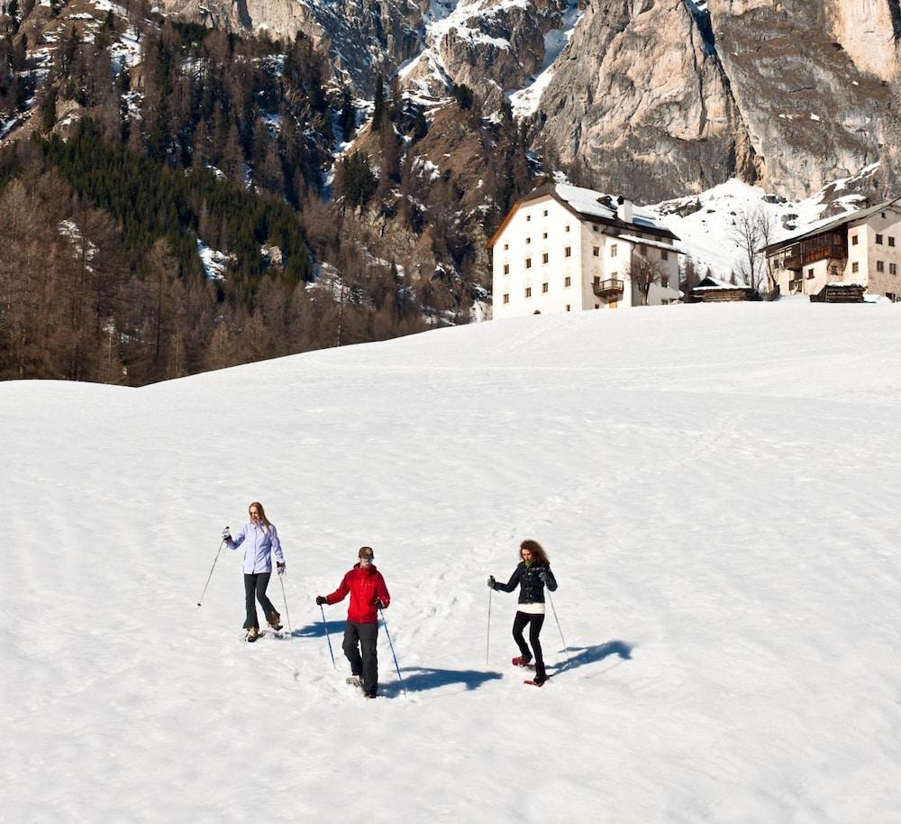 Hotel Miramonti Corvara Exterior photo