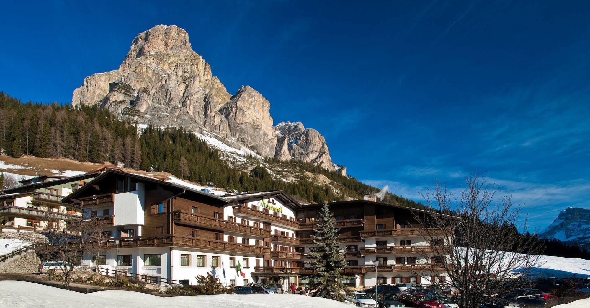 Hotel Miramonti Corvara Exterior photo